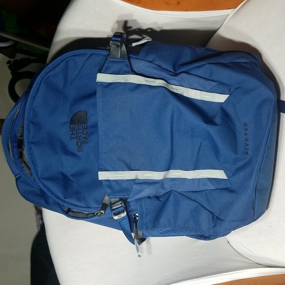 The north face Women's pivoter 22L backpack - Picture 14 of 14